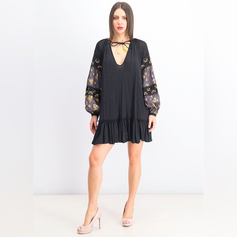 Free People Mix It Up Beaded
Embroidered High-Low Peasant Tunic - Picture 5 of 9